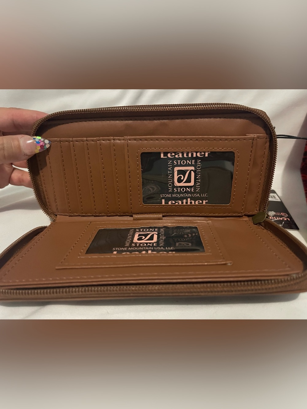 ✨Stone Mountain Leather Nubuck Tan/Brown Double Zip Around Wallet✨ - Picture 5 of 9